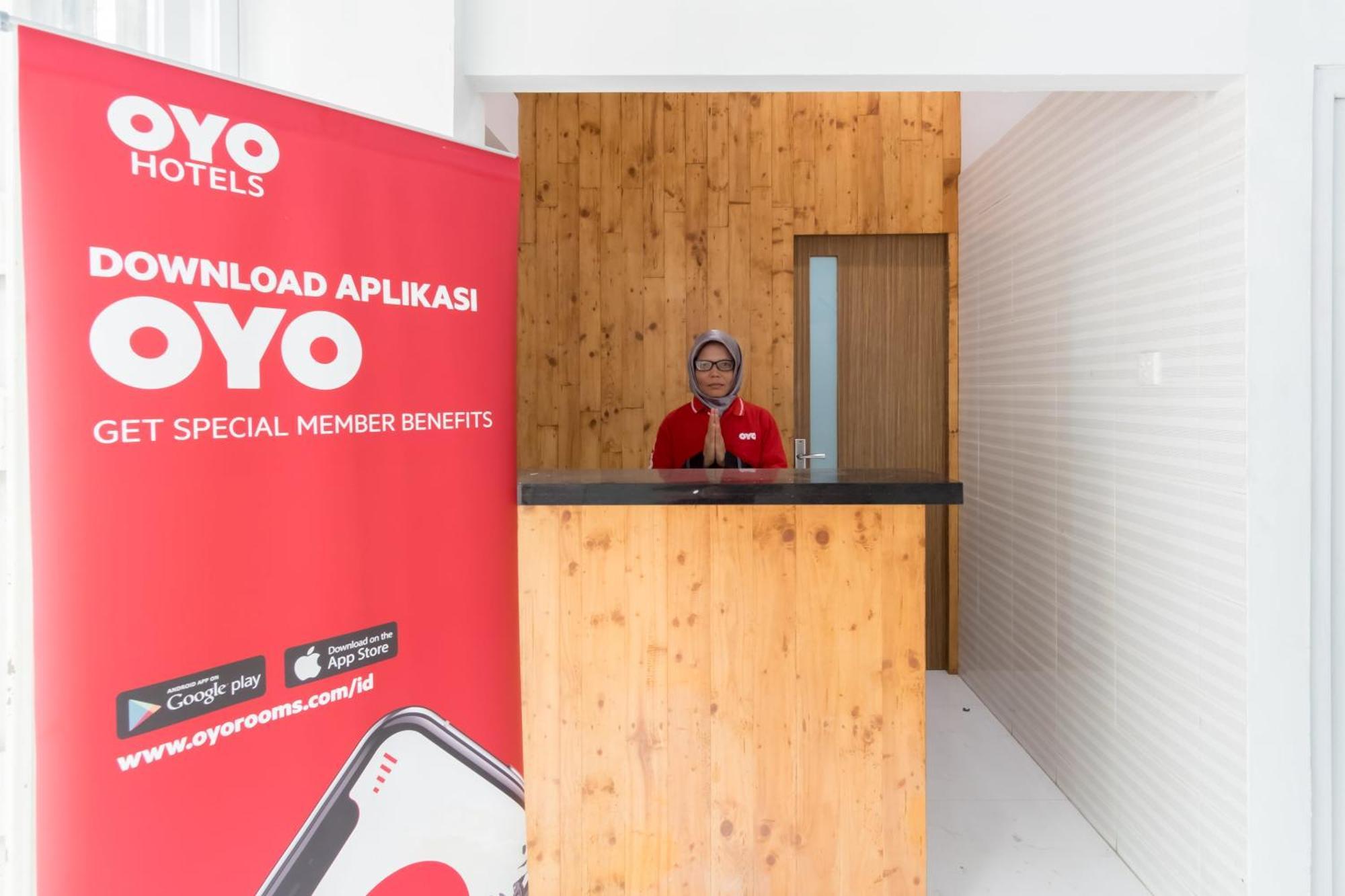 מדאן Super Oyo 839 Royal Guest House מראה חיצוני תמונה